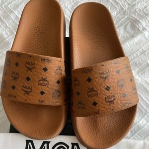 Mcm slides
